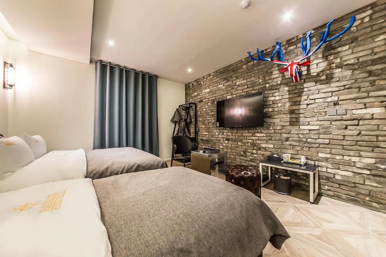 Isabelle Hotel Seoul 2*,