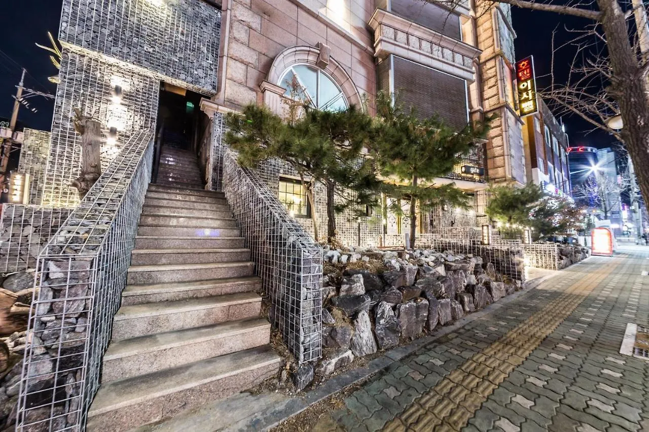 Isabelle Hotel Seoul